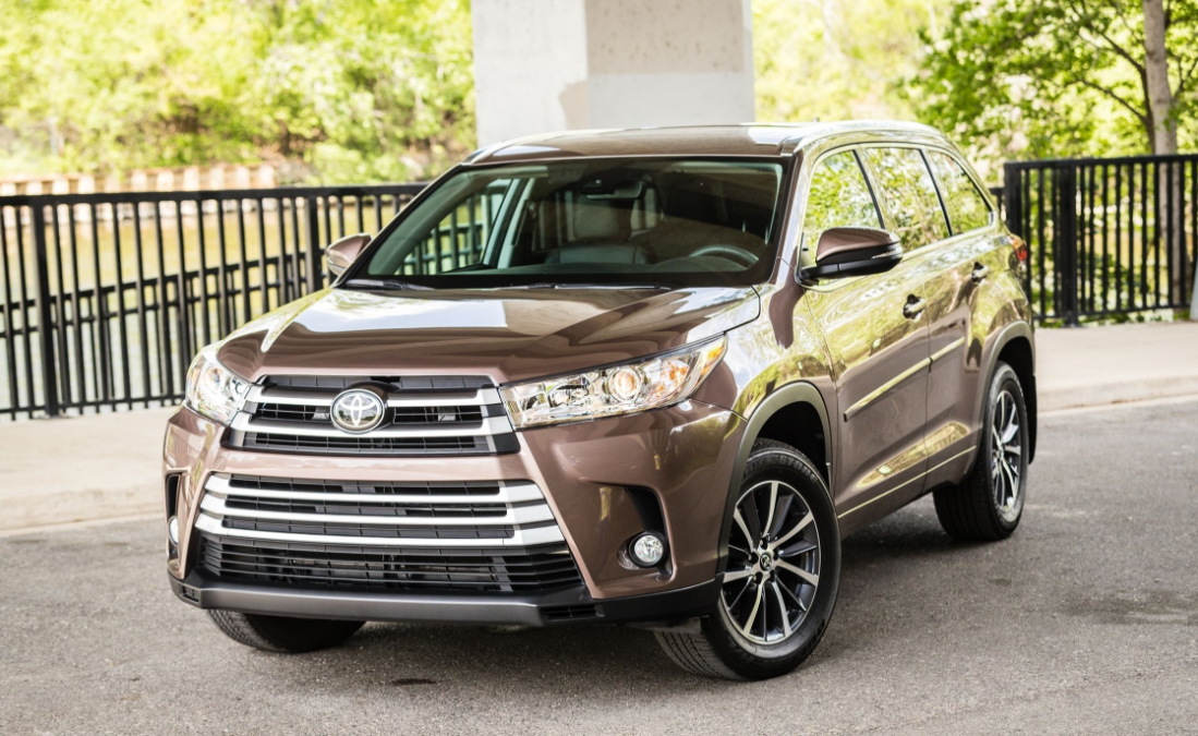 Đánh Giá Xe - Toyota Highlander 2017 - Thêm Chất Đàn Ông Của Gia Đình