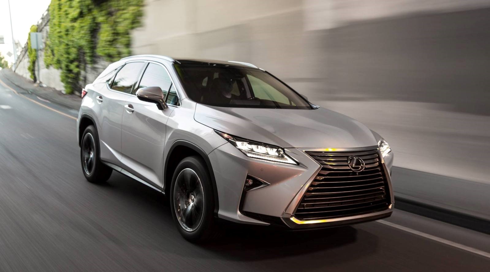 Đánh Giá Xe – Lexus RX 200T 2017 – Ông Trùm Của Các Dòng Xe Hạng Sang