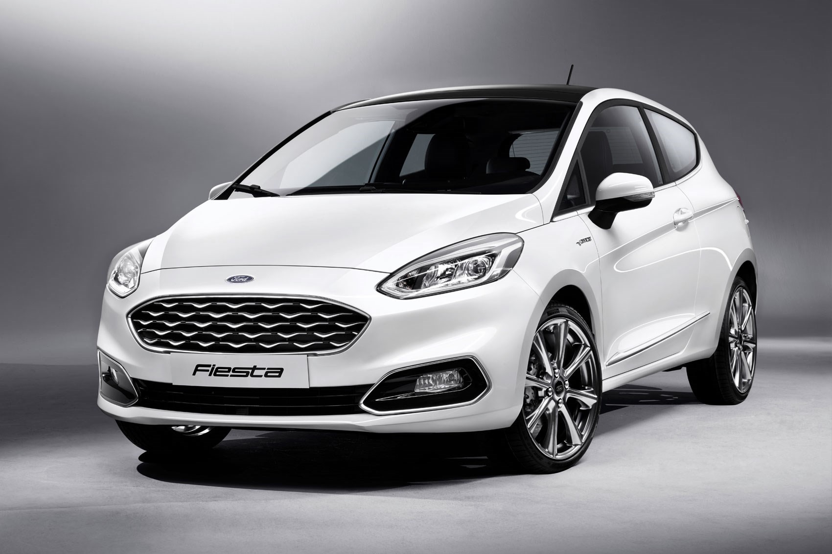 Đánh Giá Xe - Ford Fiesta 2017 - Cá Tính, Thể Thao, Hiện Đại