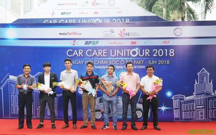 a-cong-nghe-chan-doan-tiep-can-voi-sinh-vien-dh-cong-nghiep-1-1