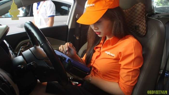 a-cong-nghe-chan-doan-tiep-can-voi-sinh-vien-dh-cong-nghiep-23-1