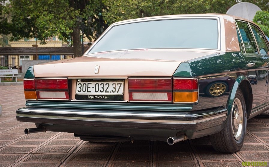 cap-xe-rolls-royce-doc-nhat-viet-nam-khoe-dang-8