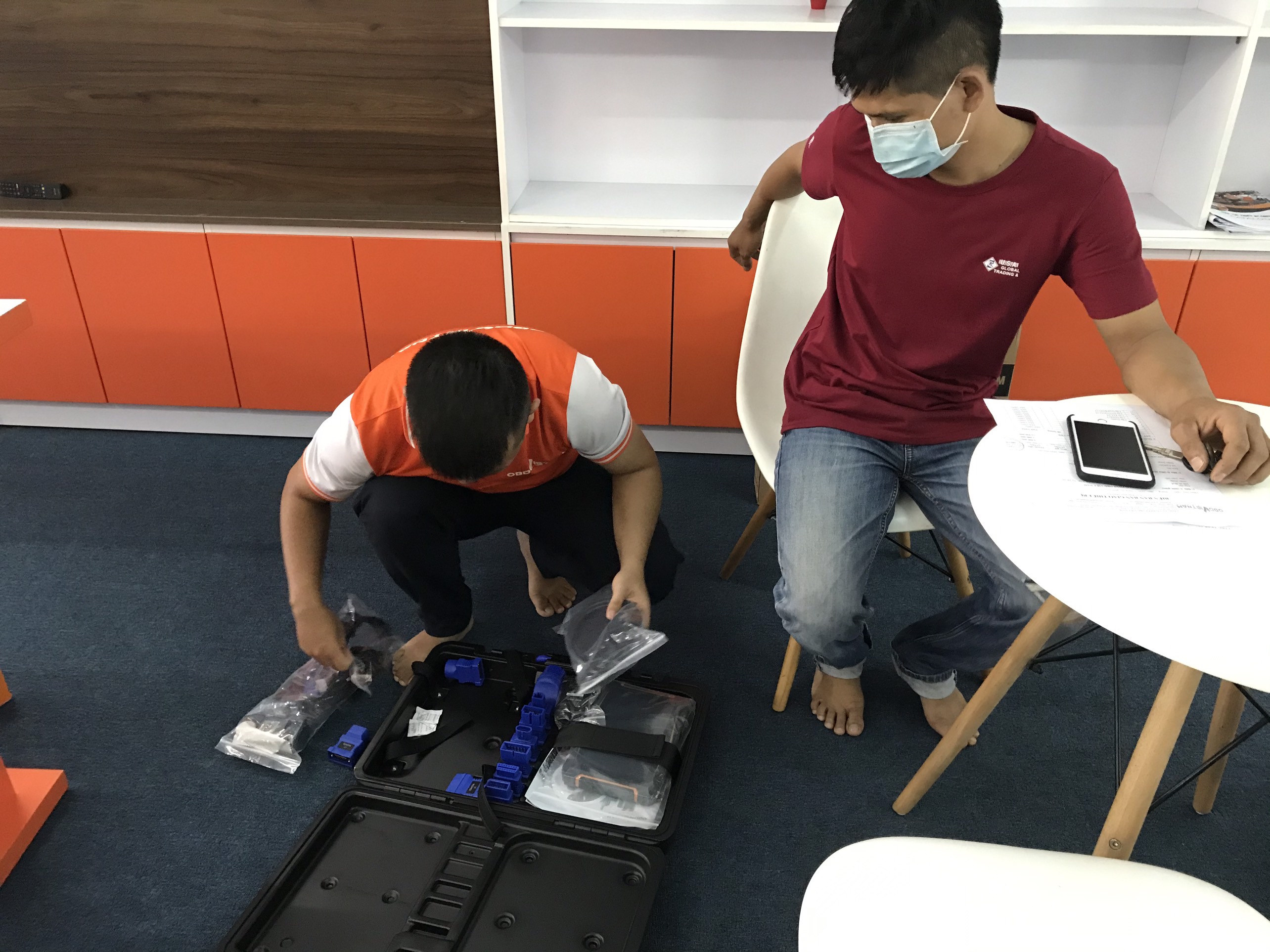 Chuyển giao máy chẩn đoán Fcar Fcan C8-W