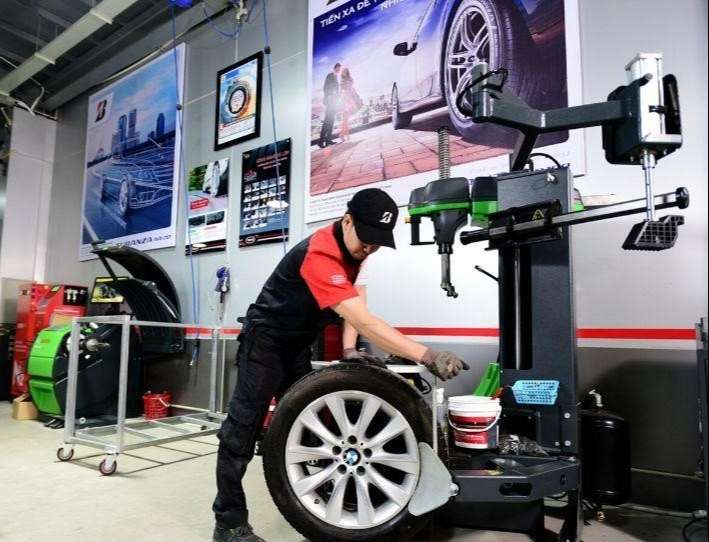 top-8-garage-trung-tam-sua-chua-o-to-uy-tin-tai-ha-noi-obdvietnam7