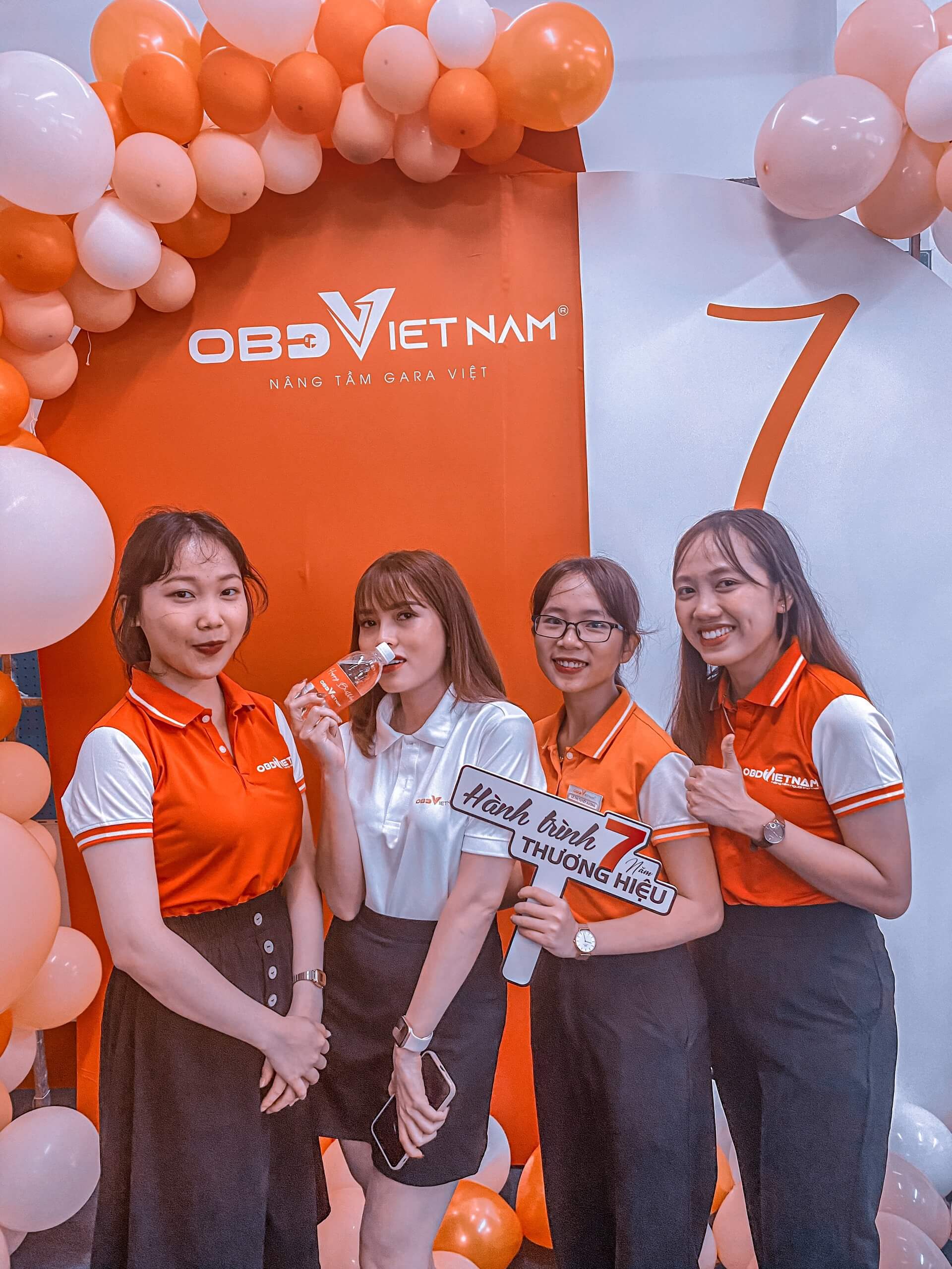 thay-doi-nhan-dien-thuong-hieu-obdvietnam17