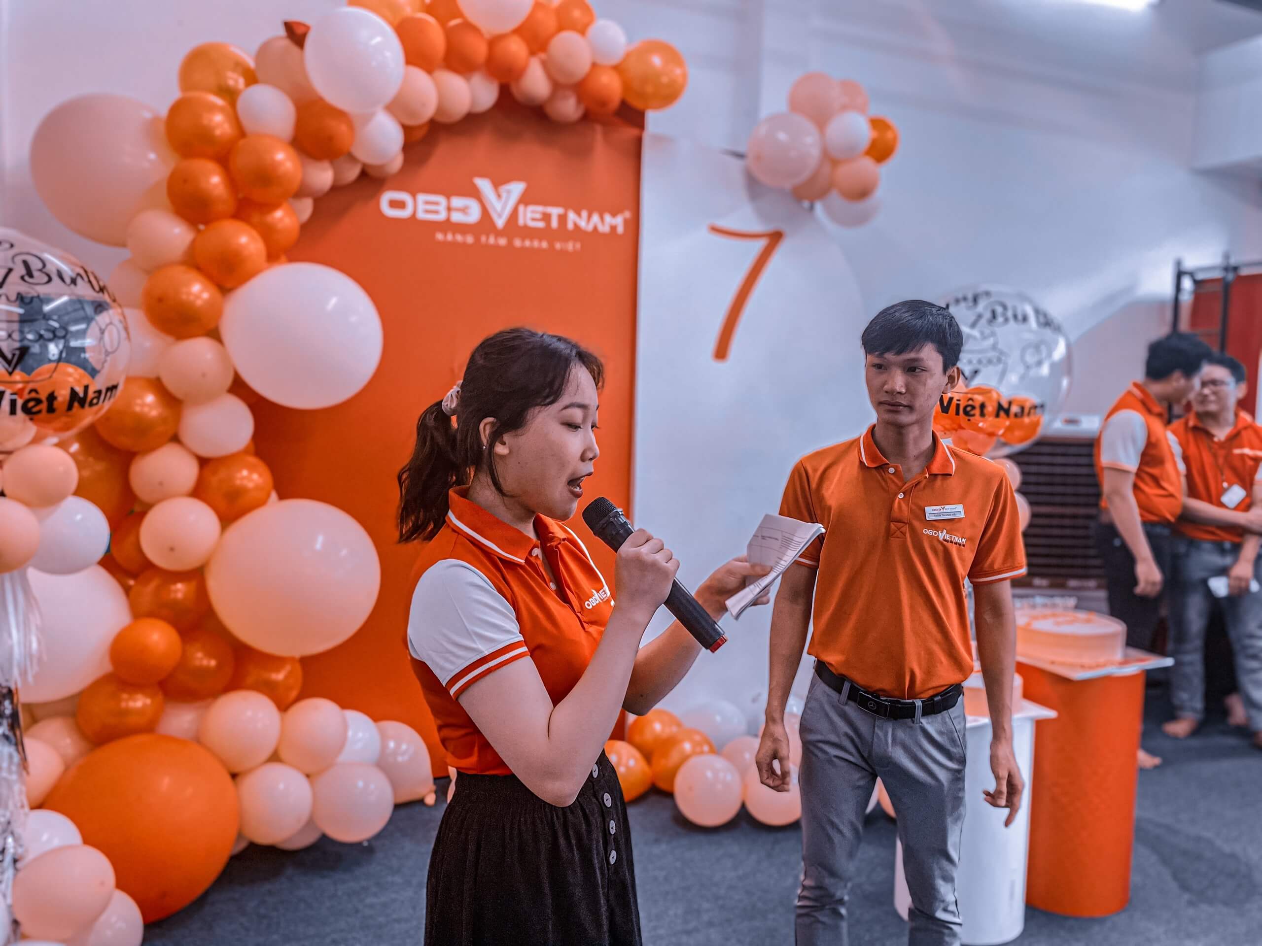 thay-doi-nhan-dien-thuong-hieu-obdvietnam22