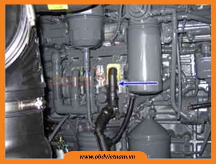 am-nang-sua-chua-ma-loi-p2147-injector-boost-voltage-under-range-obdvietnam-new-1